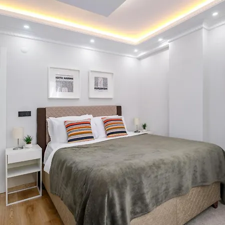 Brand New Build In Sisli 1000mbps Elevator Apartamento Estambul