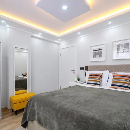 Apartmán Brand New Build In Sisli 1000mbps Elevator *